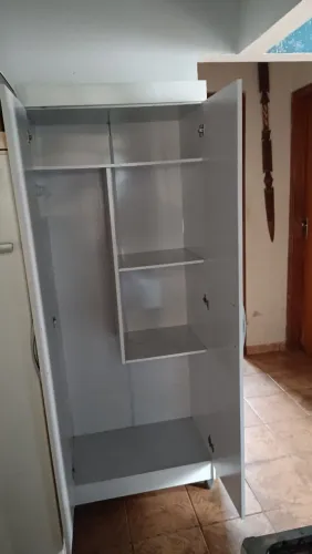 Multiuso Guarda roupa