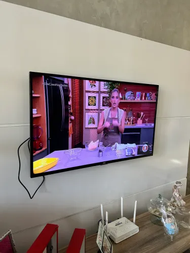TV AOC 43 POLEGADAS 