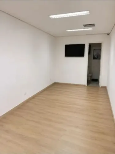 Escritório a 550m de estação de metrô para aluguel com 25m² em Moema/Indianópolis