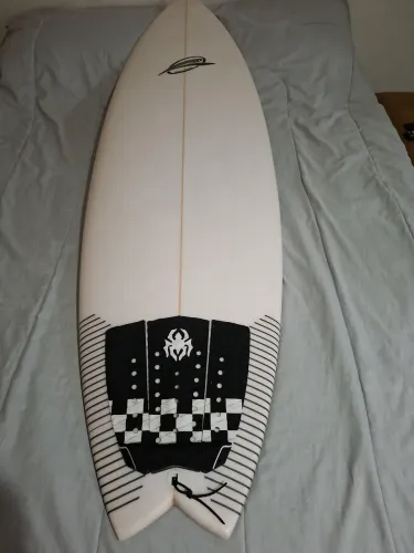 Prancha 6,0 Fish Ripwave Epoxy 37 litros. Praticamente Zero, medidas nas fotos!