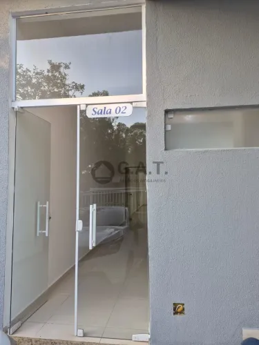 Salão Comercial para Locação em Sorocaba-SP, Wanel Ville: 1 Sala, 1 Banheiro, 60m² de Área