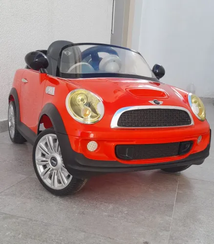 Carrinho elétrico infantil Mini Cooper