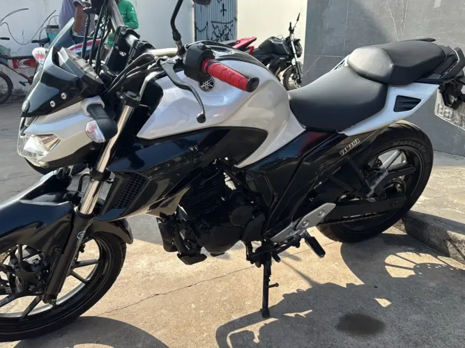YAMAHA FAZER FZ25 ABS