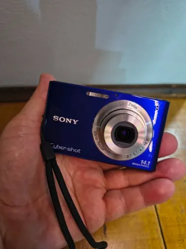 Câmera Digital Sony Cyber-shot Dsc-w330 14.1mp Excelente