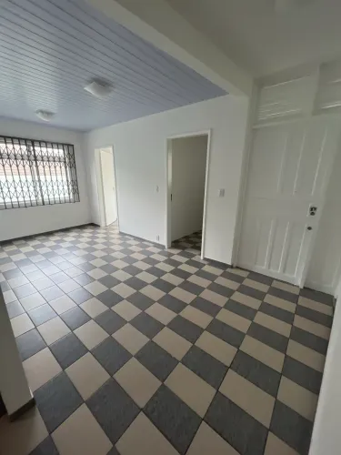 CASA 2 dormt. ao lado da UFSC e 5 min do CENTRO