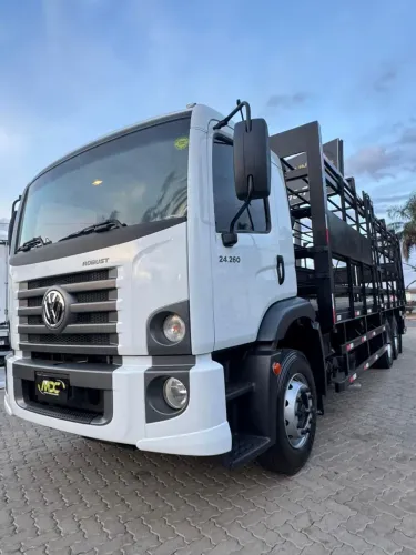 VW 24.260 6X2 2021 COM GAIOLA DE GAS