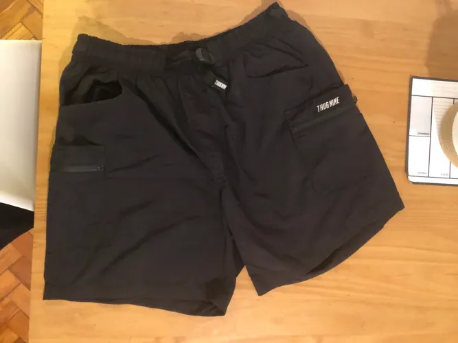 Short Cargo Thug Nine Preto - Tamanho G (Excelente Estado)