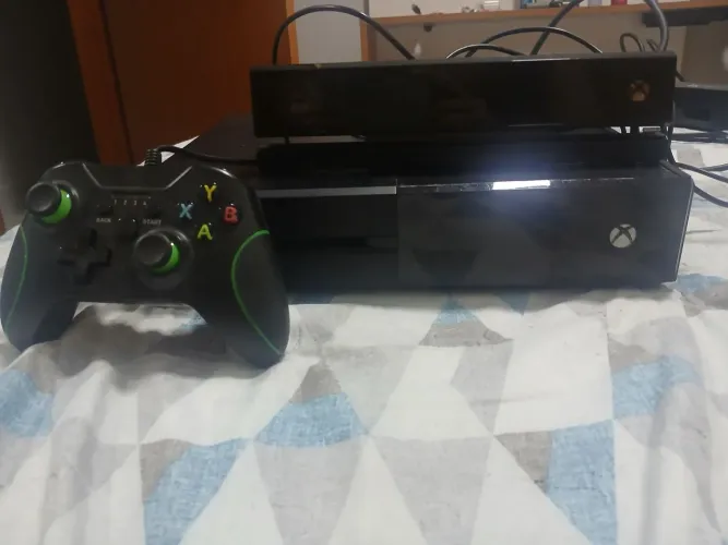Xbox one + Kinect + Controle