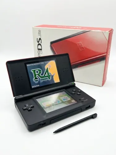 Nintendo DS Lite Vermelho + R4 ? Completo