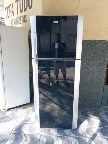 Vendo Excelente Geladeira inox Touch Screm Duplex Frost Free