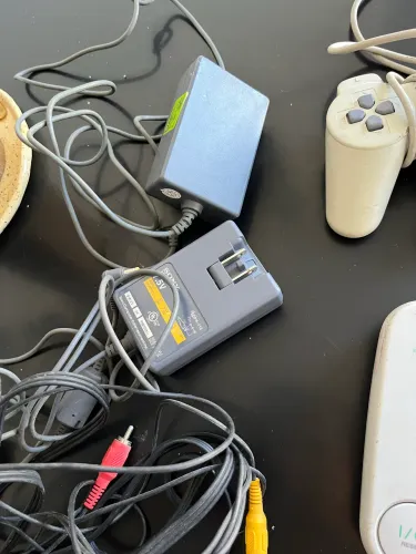 Playstation 1 PS One Slim (SCPH-101) Com Cabos, Controle e Manual