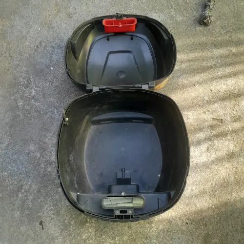 Bau para moto com base