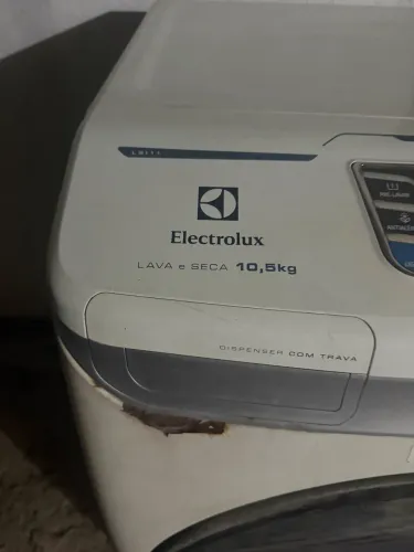 Electrolux Lava e Seca LSI11 de 10,5 kg
