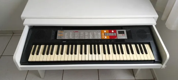 Teclado yamaha