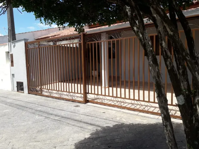 ASA TÉRREA PARA LOCAÇÃO- CONFORTO, PRATICIDADE E EXCELENTE LOCALIZAÇÃO - Jardim Wanel Vill