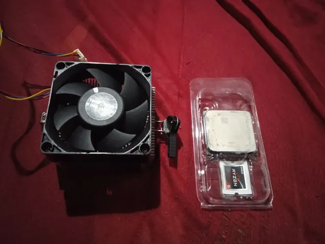 Processador AM4 A8 9600 com Radeon R7 integrada.