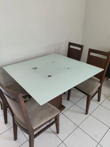 Móveis semi novos