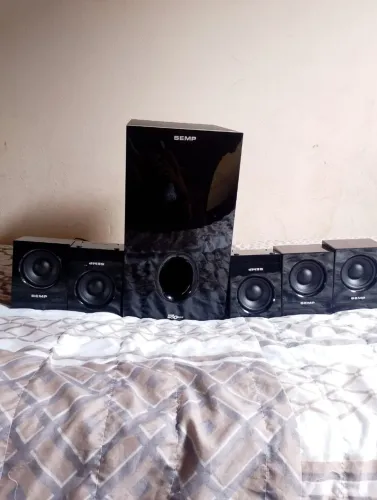 Caixa home theater