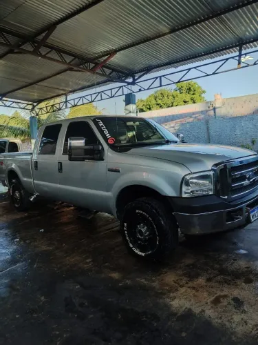 Ford F-250 XLT 3.9 4X2 CD TB Diesel 2010