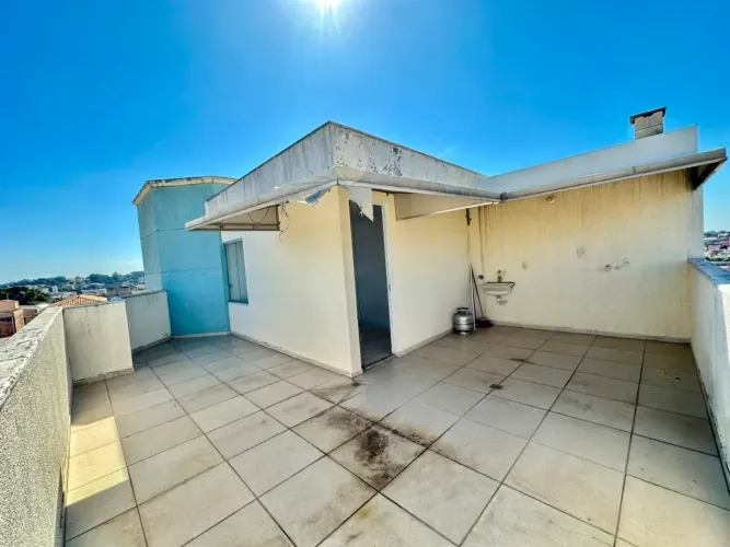 Cobertura de 2 quartos e 106m² no Nacional