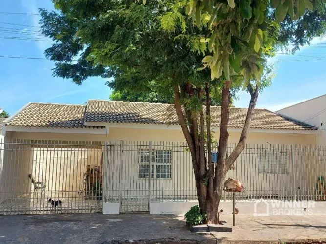 Casa com 2 dormitórios à venda, 90 m² por R$ 290.000,00 - Centro - Nova Esperança/PR