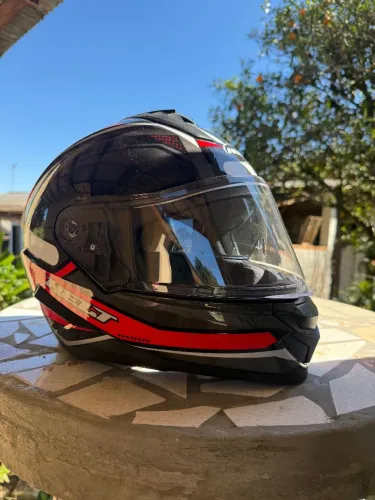 CAPACETE NOVO - HELT!