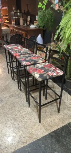 Banquetas quadradas