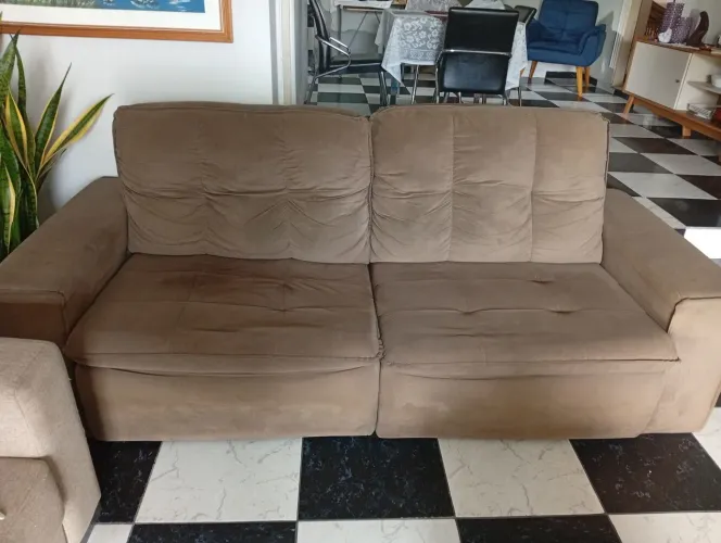 Vendo sofá de camurça
