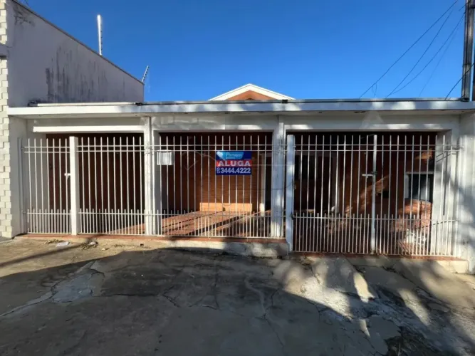 Casa com 3 Quartos, sendo 01 Suíte com acesso em Duas Ruas na Vila Cláudia - Limeira/SP