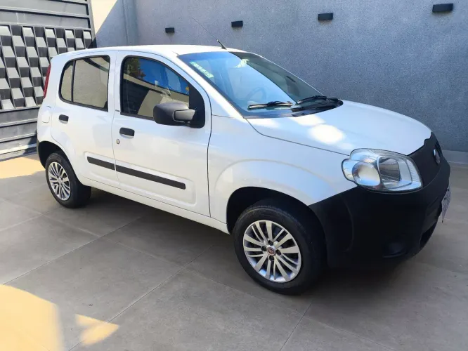 Fiat Uno Vivace Celeb. 1.0 EVO F.flex 8V 5P 2012