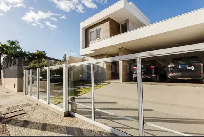 Imóvel para venda possui 276 metros quadrados com 3 quartos em Santa Mônica - Florianópoli