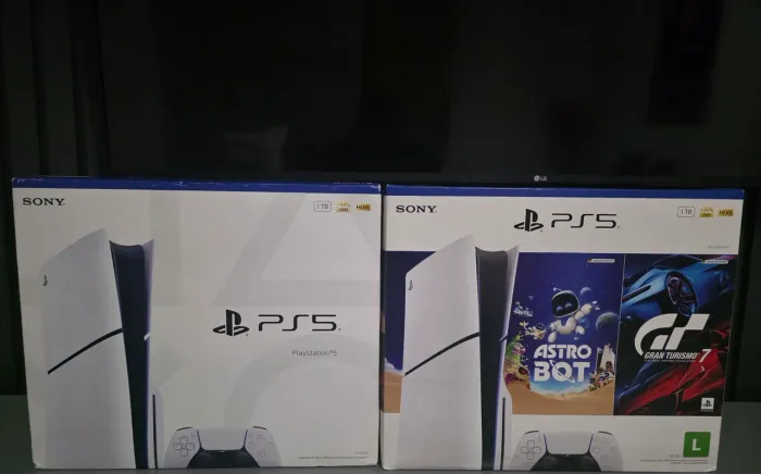 PS5 (PLAYSTATION 5) SLIM MIDIA FÍSICA(GARANTIA ATE 2027)