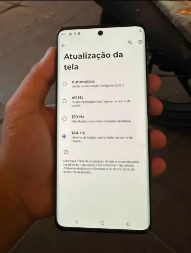 Vendo ou troco moto Edge 40 só pego ser for outro celular