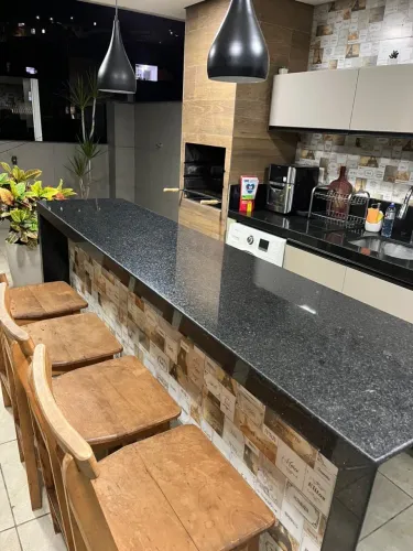 Bancada em granito preto São Gabriel