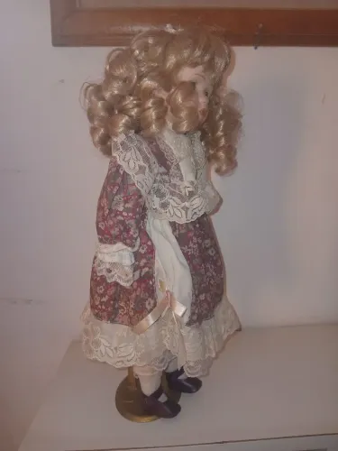 Boneca de porcelana (colecionadores)