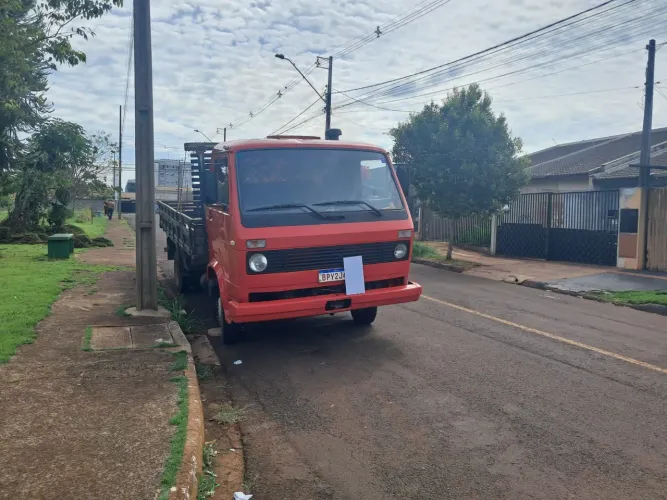 Caminhão 1989 com carroceria Modelo VW 6.90<br>[28/04, 10:51] Lebron Deposito: Modelo VW 6.90