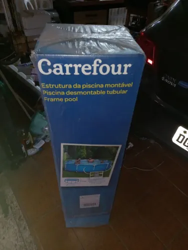 Piscina Carrefour de 4600 ls na embalagem original, nunca usada
