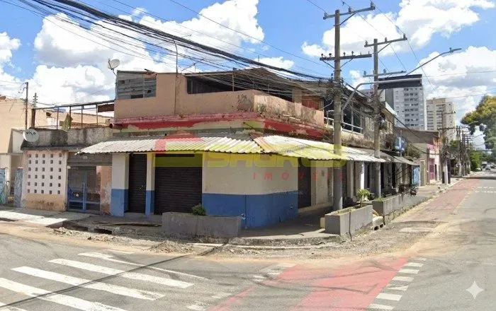 Terreno 307m² com 01 sobrado e 03 salões na Vila Guilherme para Venda