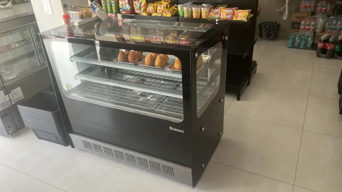 Expositor Gelopar frio e quente