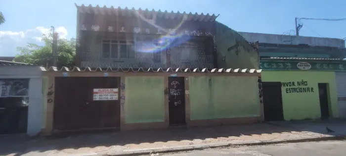 Casa em Realengo Fins Comerciais, 5 quartos