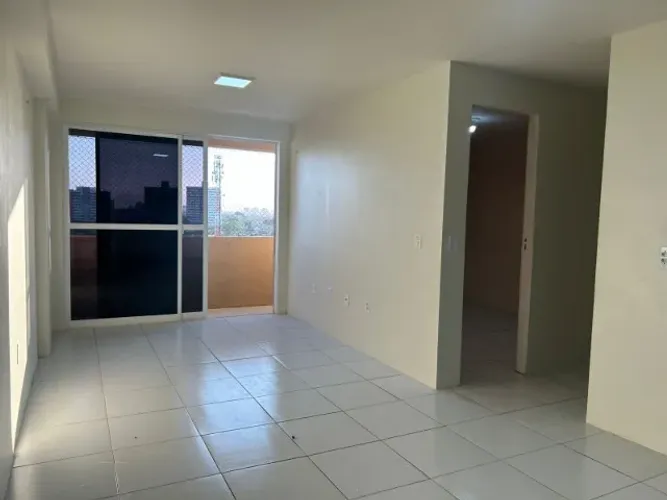 Apartamento com excelente localização no Bairro Damas