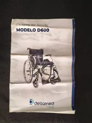 Cadeira de Rodas em Alumínio Dobrável até 120 Kg D600 Dellamed 