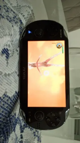 PS Vita Fat desbloqueado 64GB + 8GB
