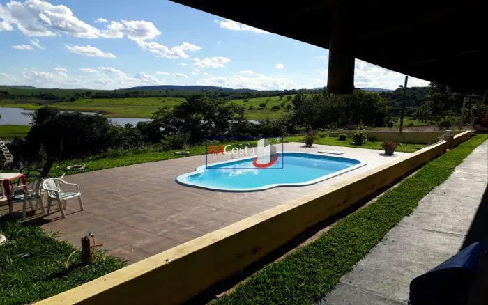 Rancho para venda - ZONA RURAL em CÁSSIA - MG