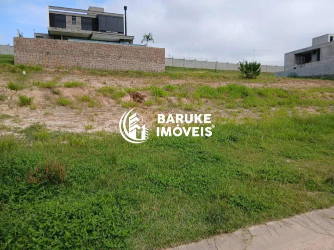 Terreno à venda no bairro Parque Villa dos Pinheiros