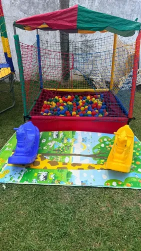 Alugueis de brinquedos.