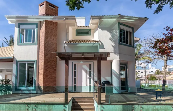 Casa 4 suítes em Jurerê