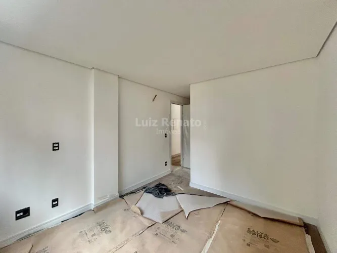 Apartamento à venda no bairro Lourdes