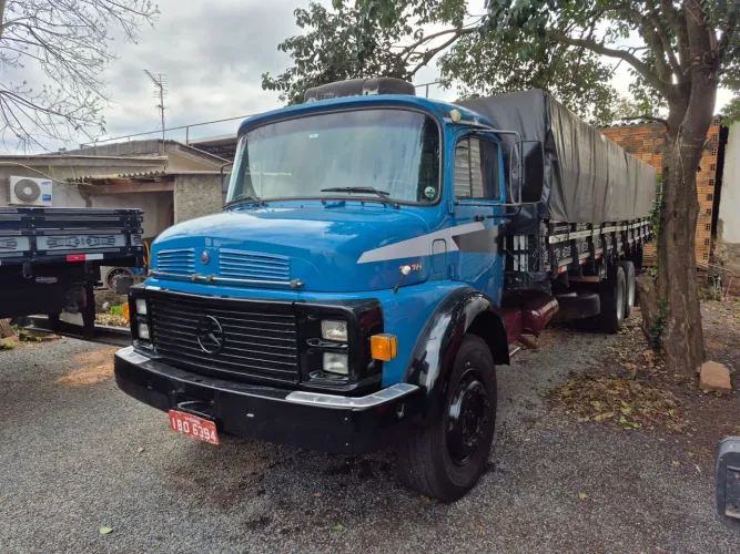MB 1516 Truck 85 Graneleiro