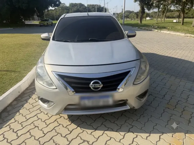 Nissan Versa SL 1.6 16V Flexstart 4P Aut. 2017